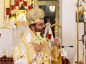 Patriarch Sviatoslav celebrating Pascha in Kyiv